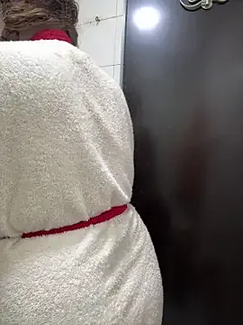 MADAME-ARLETTE on StripChat