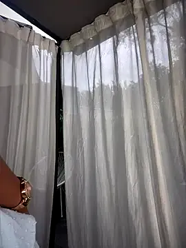 Freechat OneInAMillionXXX on StripChat