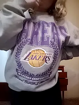 pomposa18xxx on StripChat