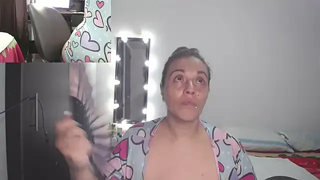 Freechat zoe_hotxxx on StripChat