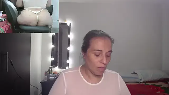 Freechat zoe_hotxxx on StripChat