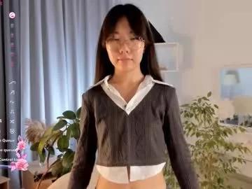 bridgetbottrell model from Chaturbate