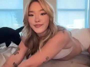 themykalaxo model from Chaturbate