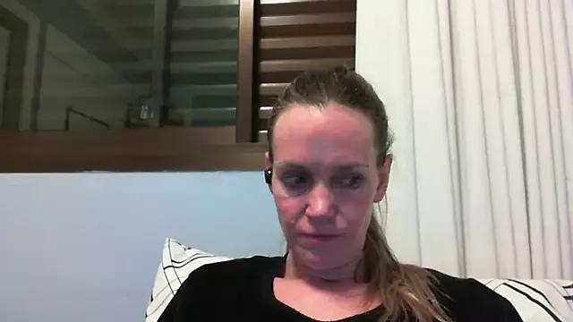 Photos of Annylove1 from StripChat is Freechat