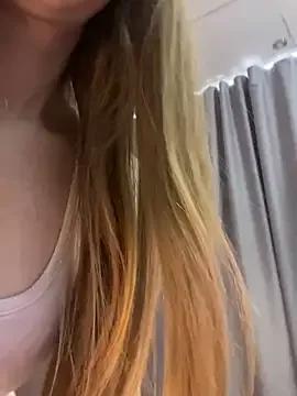 Photos of Bella_Suns from StripChat is Freechat