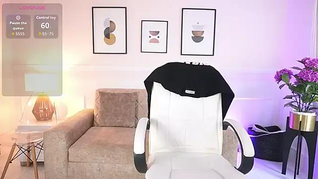 Photos of BillieBrownn from StripChat is Freechat