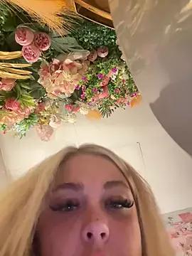Photos of blairbella from StripChat is Freechat