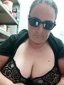 Photos of eroticjessitop from StripChat is Freechat
