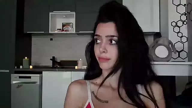 Photos of gglingeriee from StripChat is Freechat