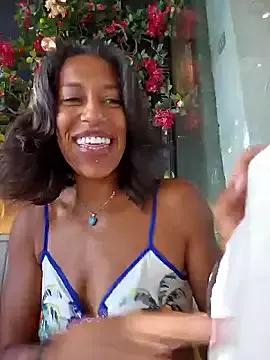 Photos of Goldenlace from StripChat is Freechat