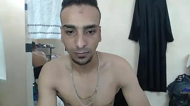 Photos of highguy from StripChat is Freechat
