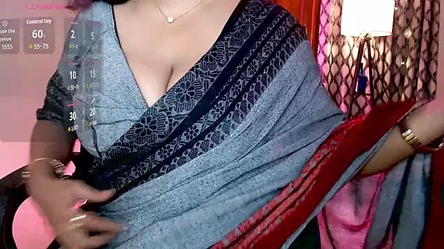 Photos of hot_menka from StripChat is Freechat