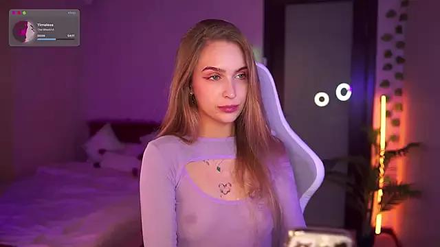 Photos of Kamila_icee from StripChat is Freechat