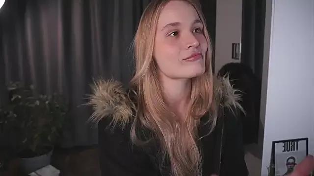 Photos of lisa_schiele from StripChat is Freechat