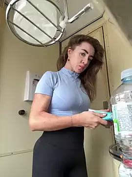 Photos of MarinaDiva11_74 from StripChat is Freechat