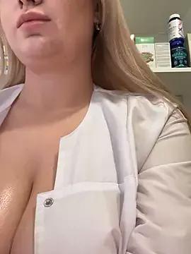 Photos of Maya_Willis from StripChat is Freechat