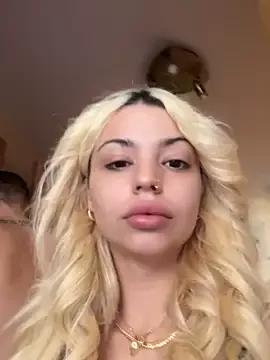 Photos of Noeliagglow from StripChat is Freechat