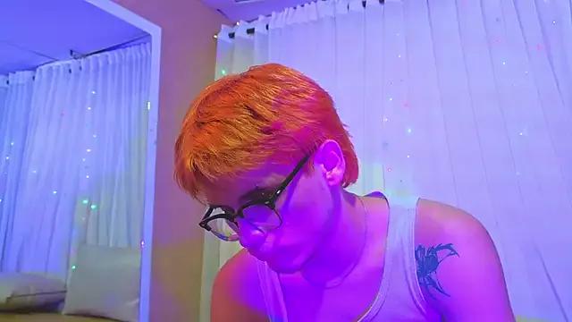 Photos of oliver_big19 from StripChat is Freechat