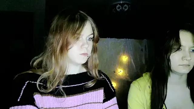 Photos of Poppy_sun from StripChat is Freechat