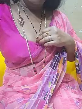 Photos of Raashi369 from StripChat is Freechat