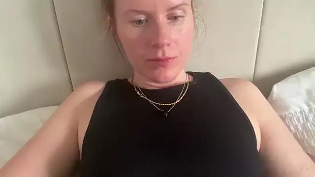 Photos of redheadrosie69 from StripChat is Freechat