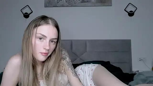 Photos of RIta_orr from StripChat is Freechat