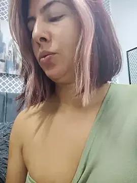 Photos of scarlett_moore from StripChat is Freechat
