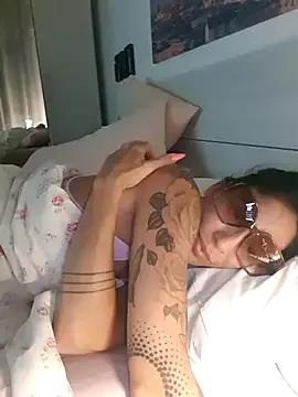 Photos of sexy7883 from StripChat is Freechat