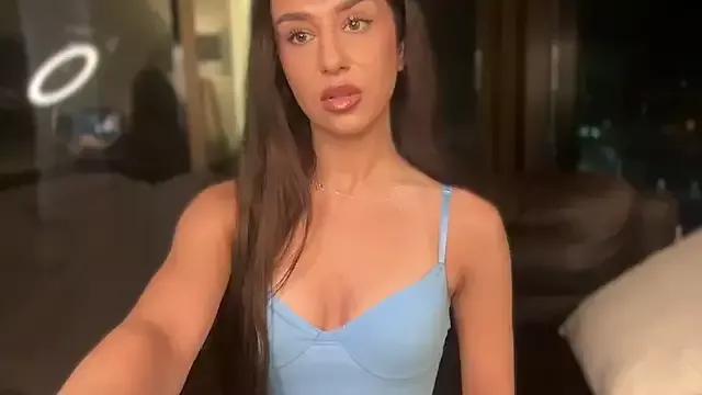 Photos of shy_Colette from StripChat is Freechat