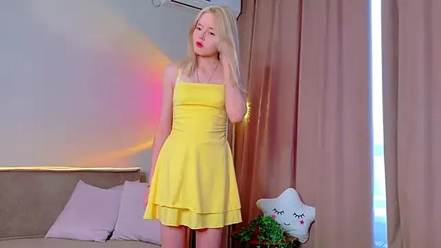 Photos of StarrShinee from StripChat is Private
