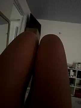 Photos of sweetttr from StripChat is Freechat
