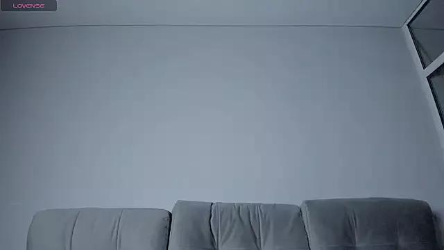 Photos of sweety_vikky from StripChat is Freechat