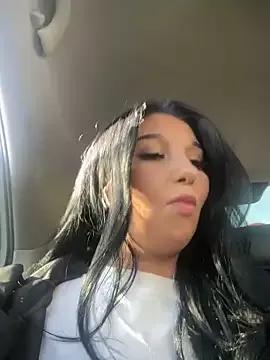 Photos of Tisha_Busty from StripChat is Freechat