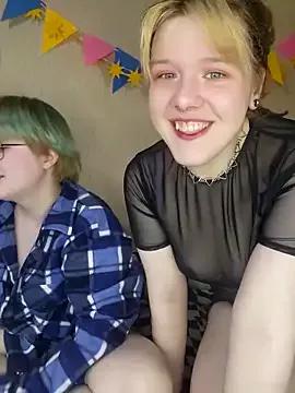 Photos of xrixsyx_and_ricky from StripChat is Freechat